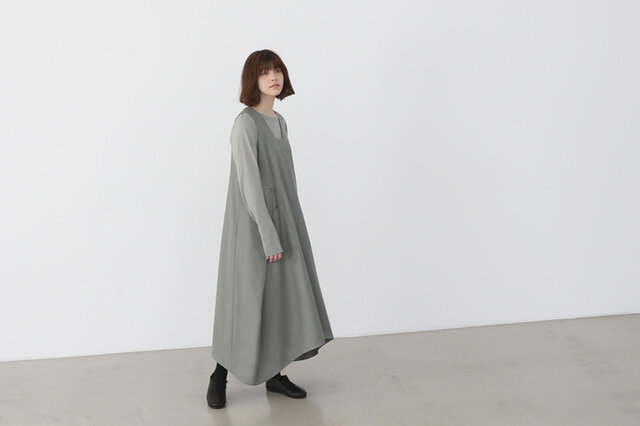 Mochi｜square neck dress [green gray]
