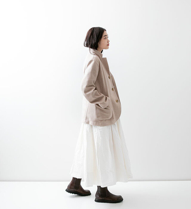 color : BEG , model : 162cm