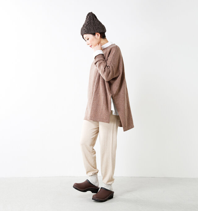model mayu:158cm / 48kg
color : beige / size : F