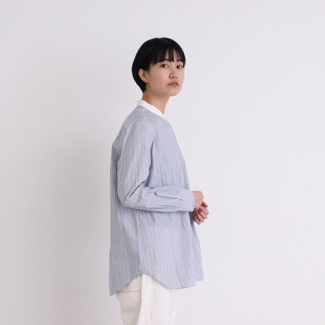 ブルー着用、モデル身長:159cm