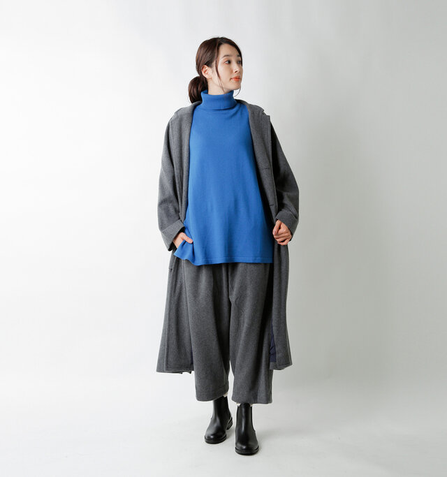 model mizuki:168cm / 50kg
color : blue / size : F