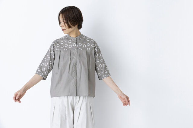 モデル168cm 着用カラー:モカグレー