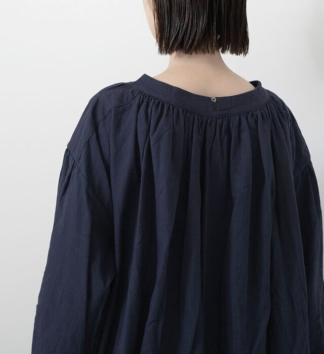 color : INDIGO , model : 162cm