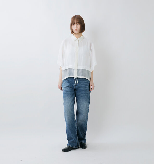 model ai:166cm / 47kg
color : white / size : OS