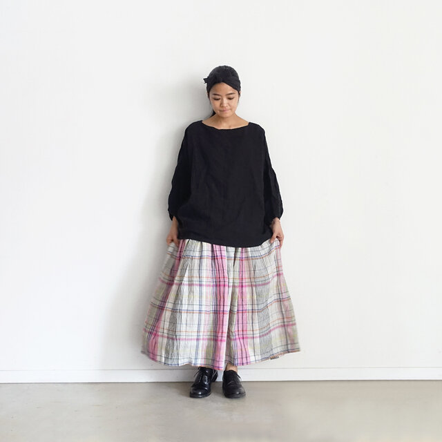 Model 158cm、Pink 着用