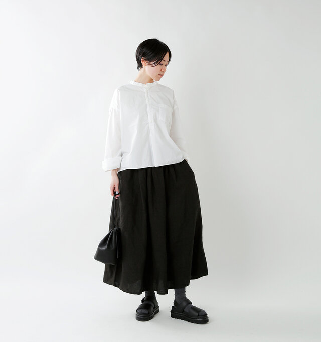 model saku：163cm / 43kg
color : off white / size : 3