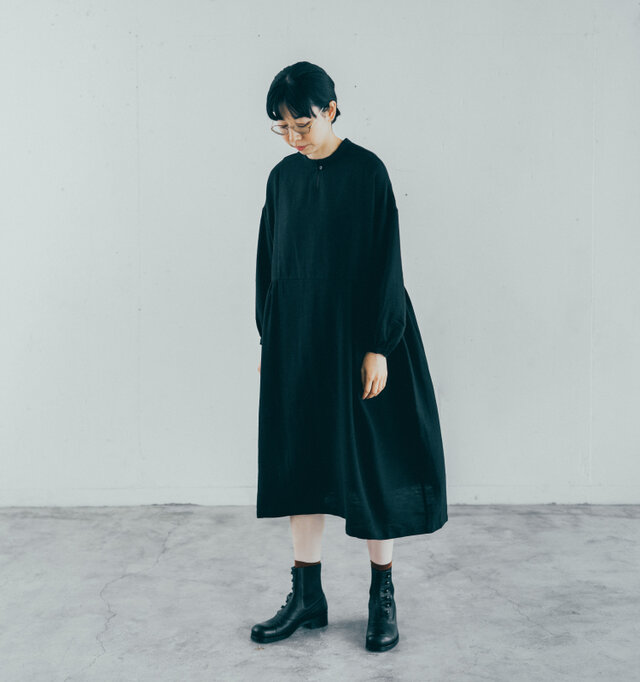 着用サイズ 0(モデル 162cm)/BLACK 着用