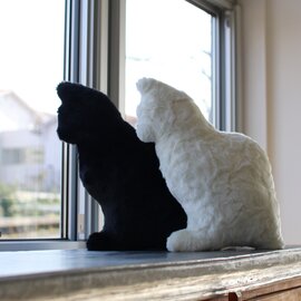 FABRICO｜ふわふわの猫型クッション NEKO/ぬいぐるみ ネコ【母の日ギフト】