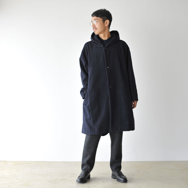 モデル:173cm / 58kg
color : navy / size : 2(Men's M)