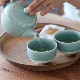 鍋島虎仙窯｜鍋島青磁　煎茶碗