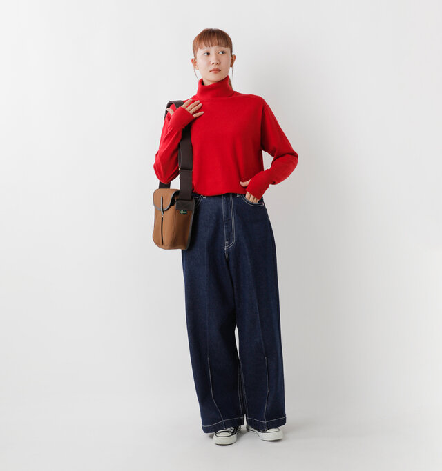 model mayuko：168cm / 55kg 
color : red / size : F