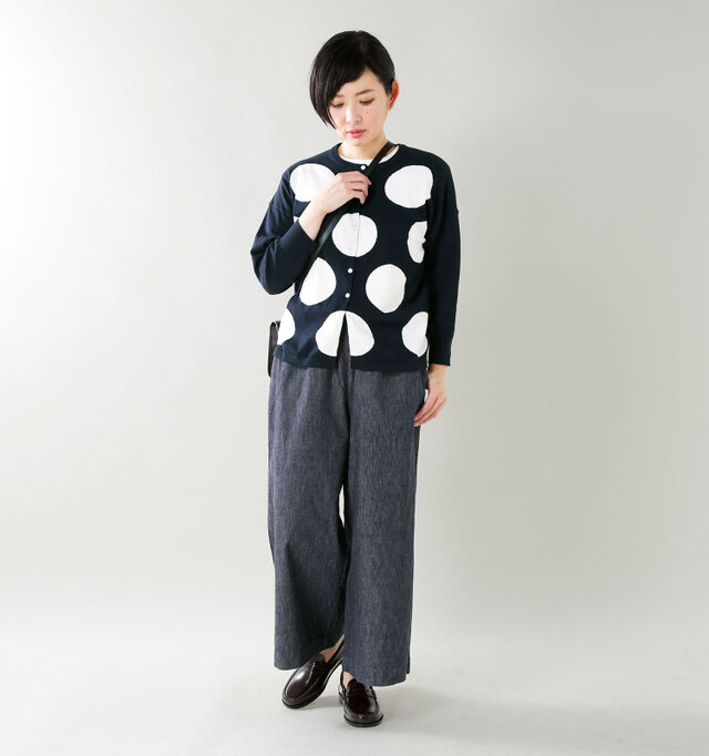 model mayu:158cm / 48kg
color : navy / size : 0