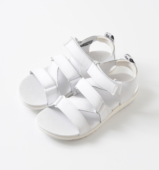 color : white