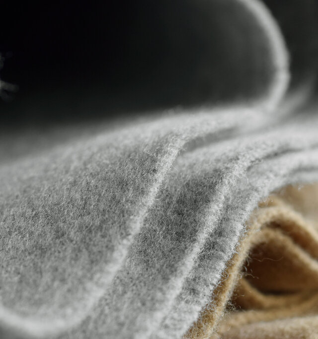WOOL 100%