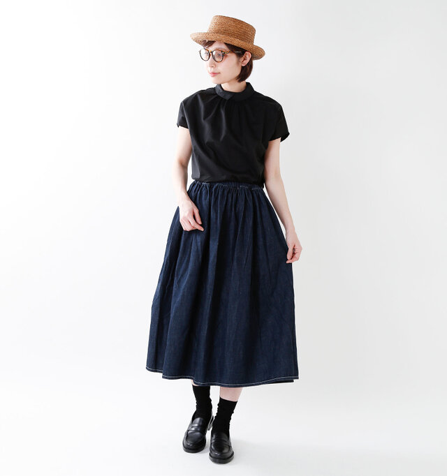 model yama:167cm / 49kg
color : demi clear / size : one
いつものコーディネートに眼鏡をプラス。