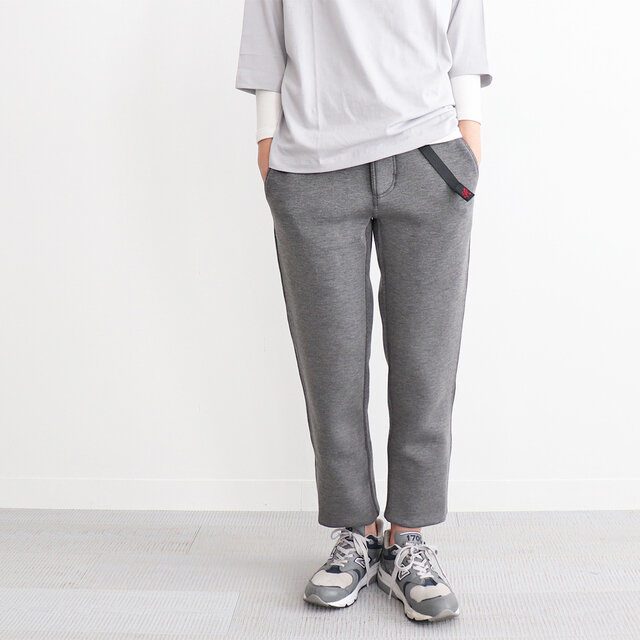 ヘザーチャコール / M 着用、モデル身長:160cm