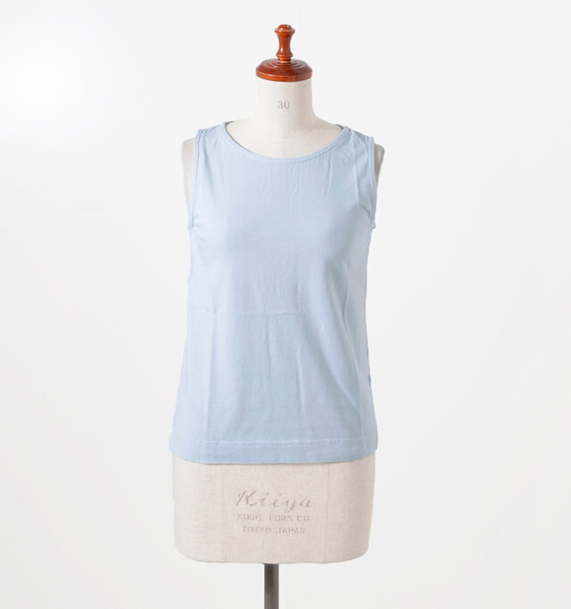 color : grayish blue