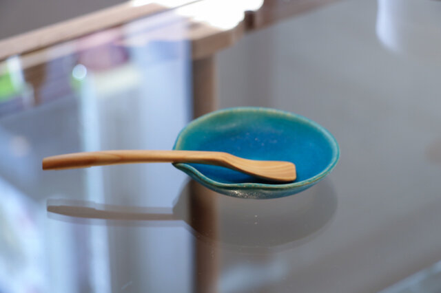 琉球松とサンゴブルーの豆皿