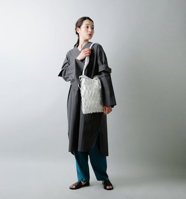 model mizuki：168cm / 50kg 
color : white / size : 9（F）