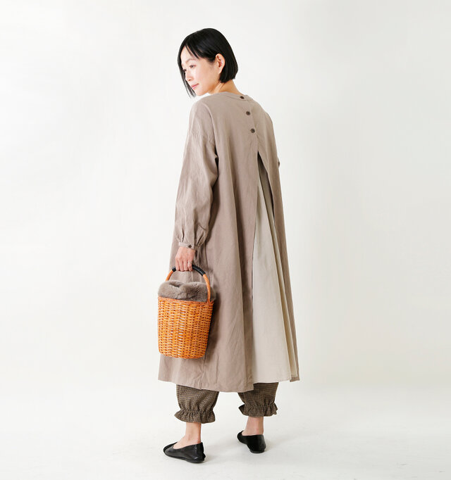 model mayu:158cm / 48kg
color : greige / size : 38