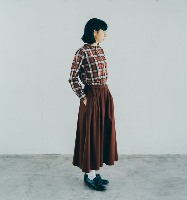 着用サイズ 0(モデル 162cm)/ BROWN 着用