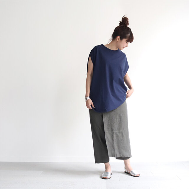 ネイビー (明るいネイビー) 着用、モデル身長:162cm