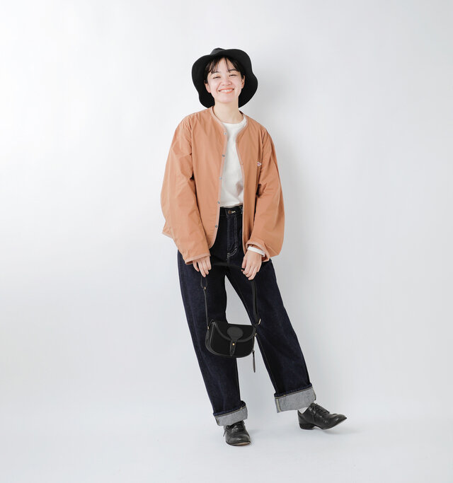 model saku：163cm / 43kg 
color : light orange / size : M