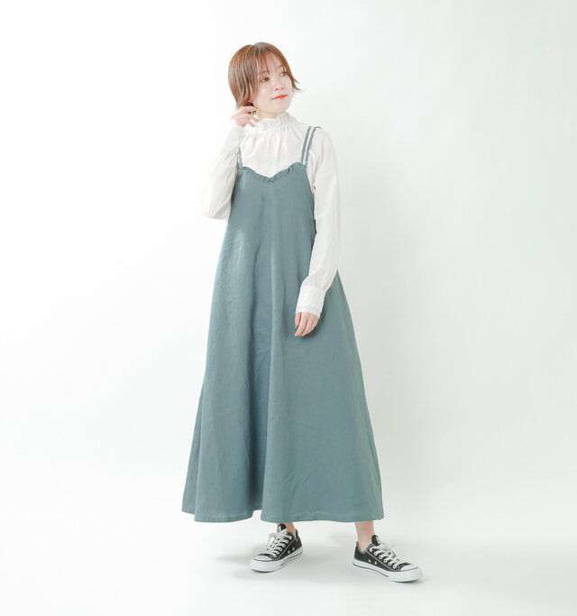 model saku:163cm / 43kg
color : blue gray / size : 38