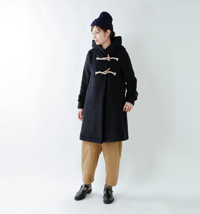 model yama:167cm / 49kg
color : navy / size : F