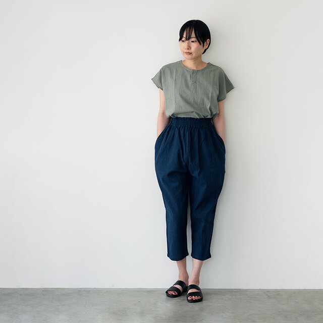 着用color:ネイビー