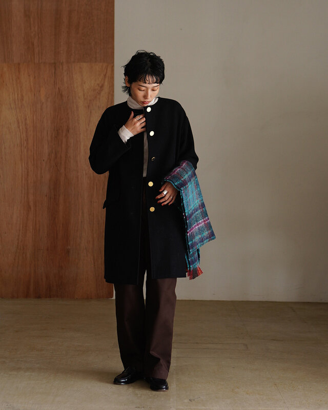 モデル:164cm、size : 32