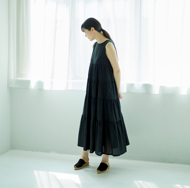 着用サイズ 0(モデル 165cm)/ BLACK
