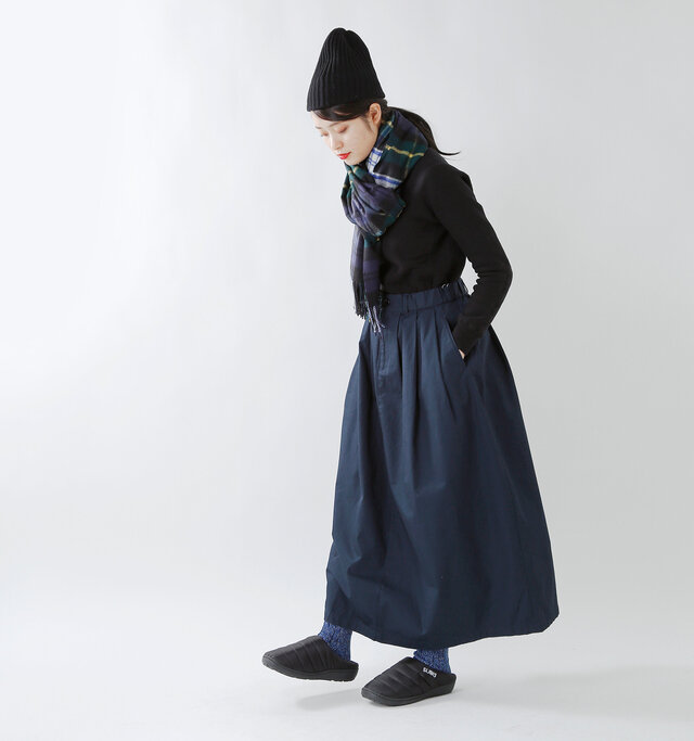 model kanae:167cm / 48kg
color : black / size : 23.5cm-25.5cm