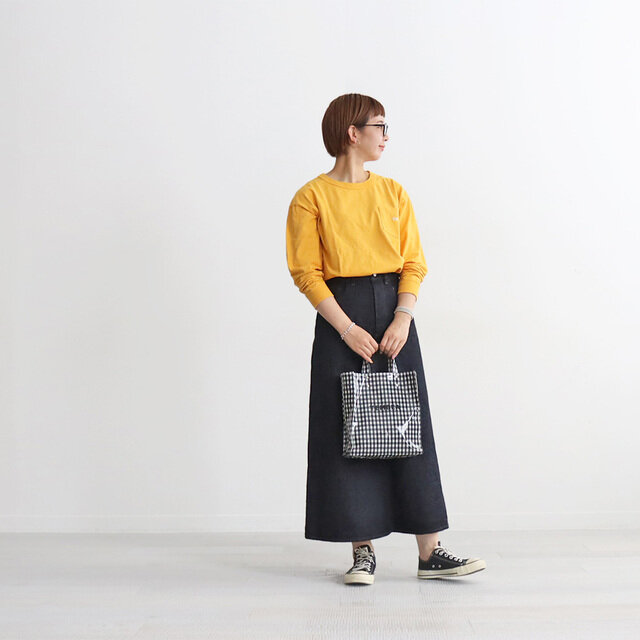 意外と合わせやすく、スタイリングのポイントに!!