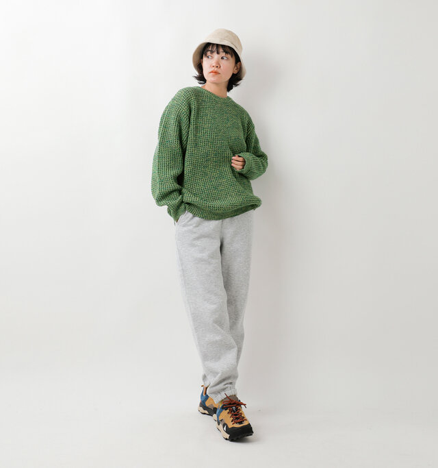 model saku：163cm / 43kg 
color : green / size : M