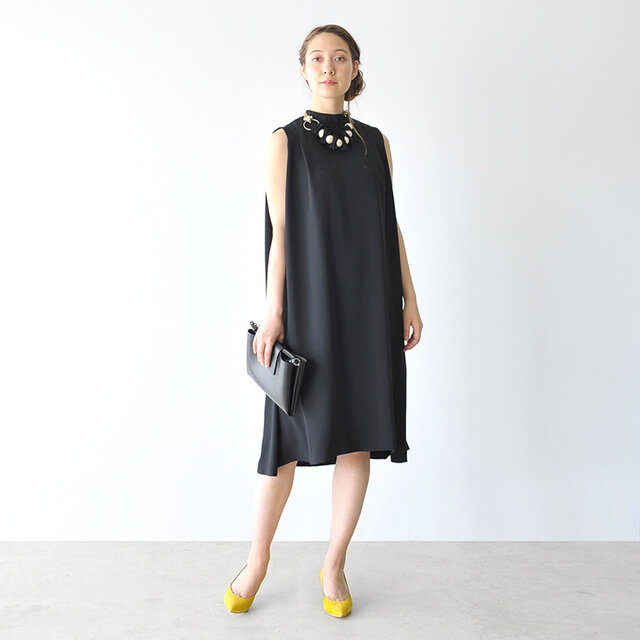 モデル:164cm / 46kg
color : black / size : 36(S)