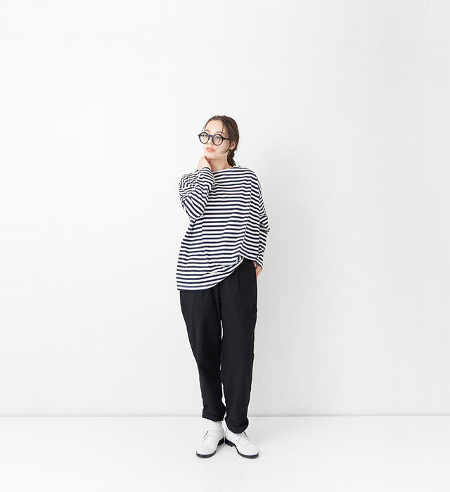 color : NAVY BORDER , model : 162cm