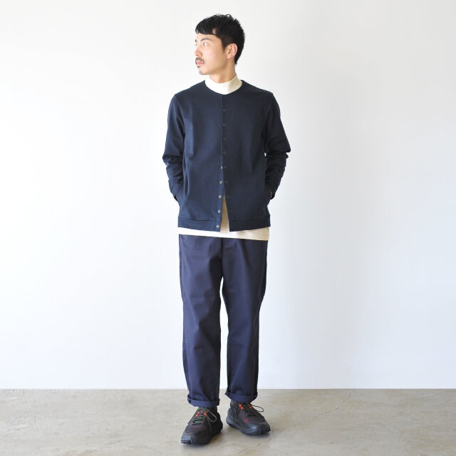モデル:173cm / 58kg
color : natural / size : M(Men's M)
メンズサイズも取り揃えておりますので、男女問わずに着こなしていただけます♪