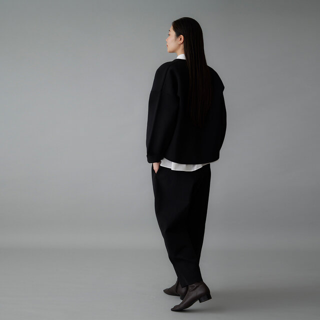 セットアップで着ていただくと、デイリーにもお出かけにも活躍します。