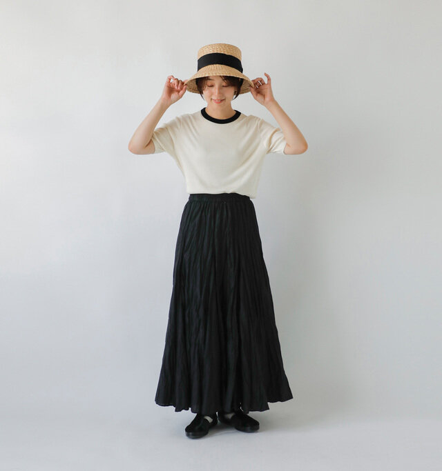 model asuka:160cm / 48kg
color : off×black / size : 38