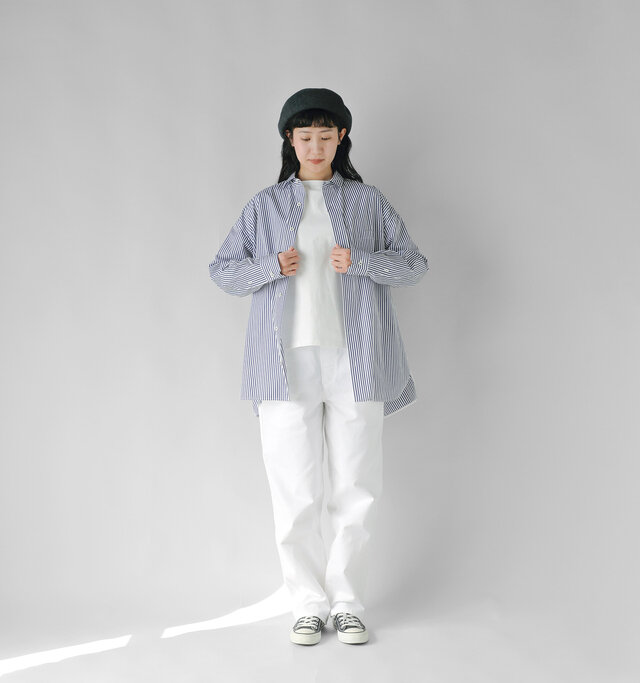 color : white / size : M