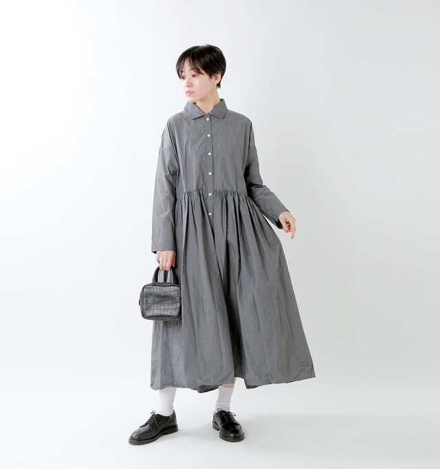model saku:163cm / 43kg
color : mat gray / size : F