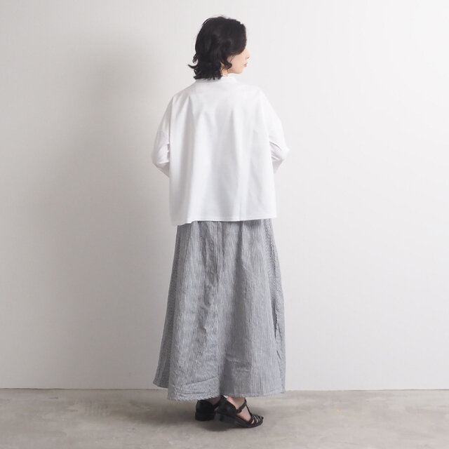 Model:身長 166cm
Color:09.オフ