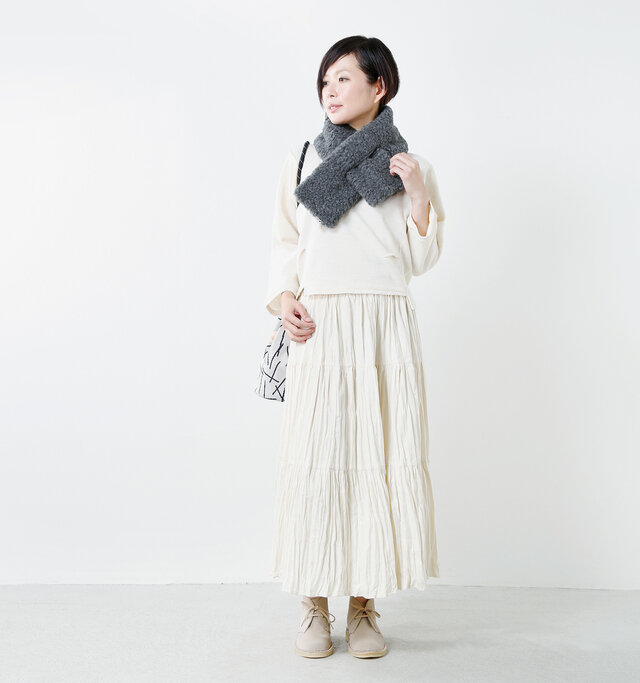 model mayu:158cm / 48kg
color : charcoal / size : one