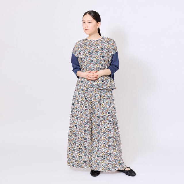 model:164cm color: ブルー