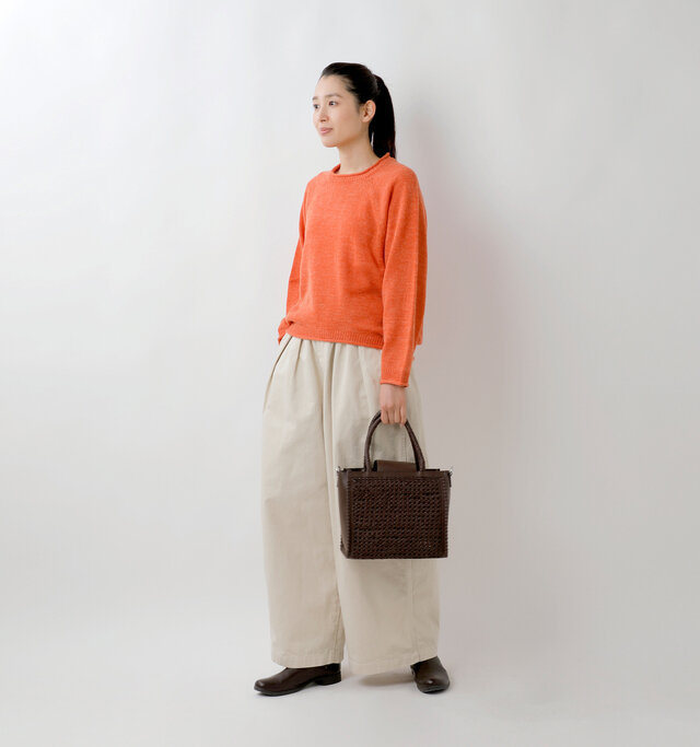 model mizuki：168cm / 50kg 
color : orange / size : F