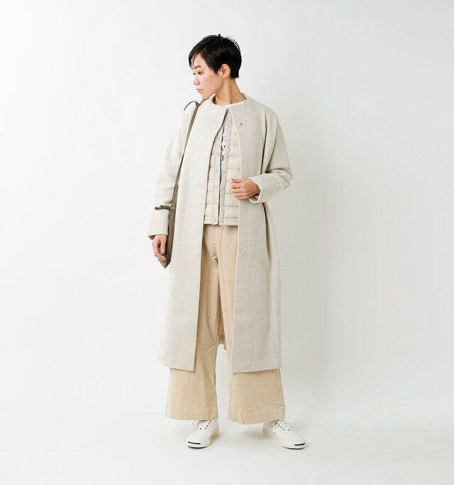 model saku:163cm / 43kg
color : oyster white / size : 34