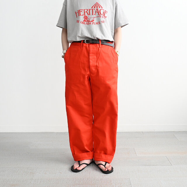 ■レッド(身長160cm、着用サイズS)