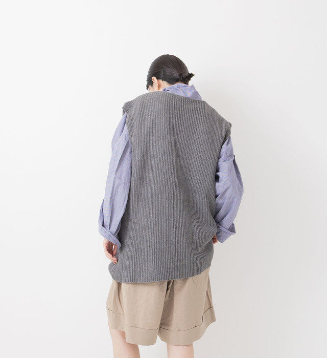 color : GRAY , model : 162cm