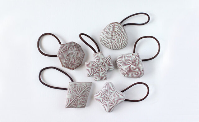 BIRDS' WORDS|TILE HAIR ACCESSORY